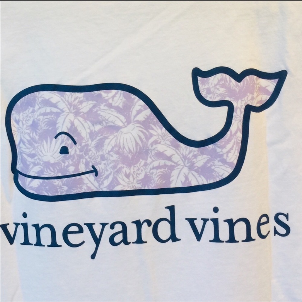 Vineyard Vines Tee